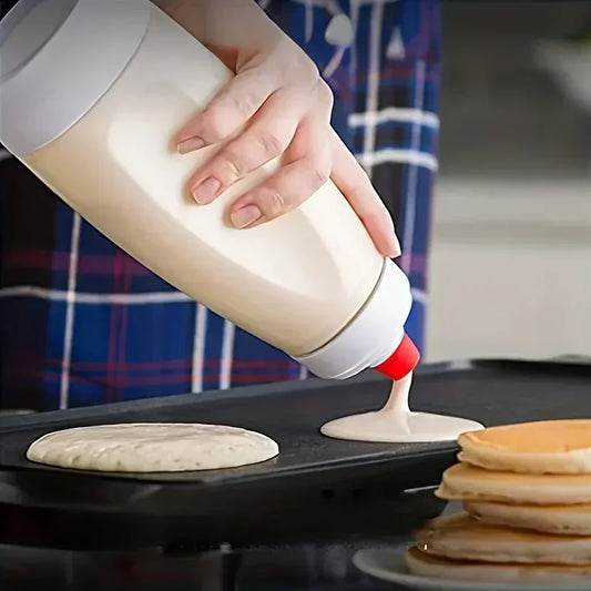 Hand mixer for pancakes